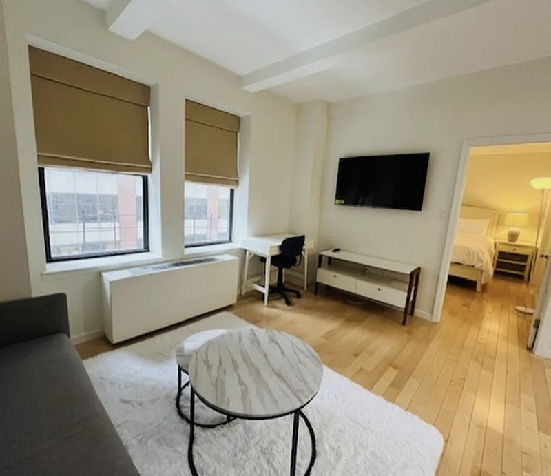 Fully furnished one-bedroom condo in the heart of Midtown Manhattan. — photo 2
