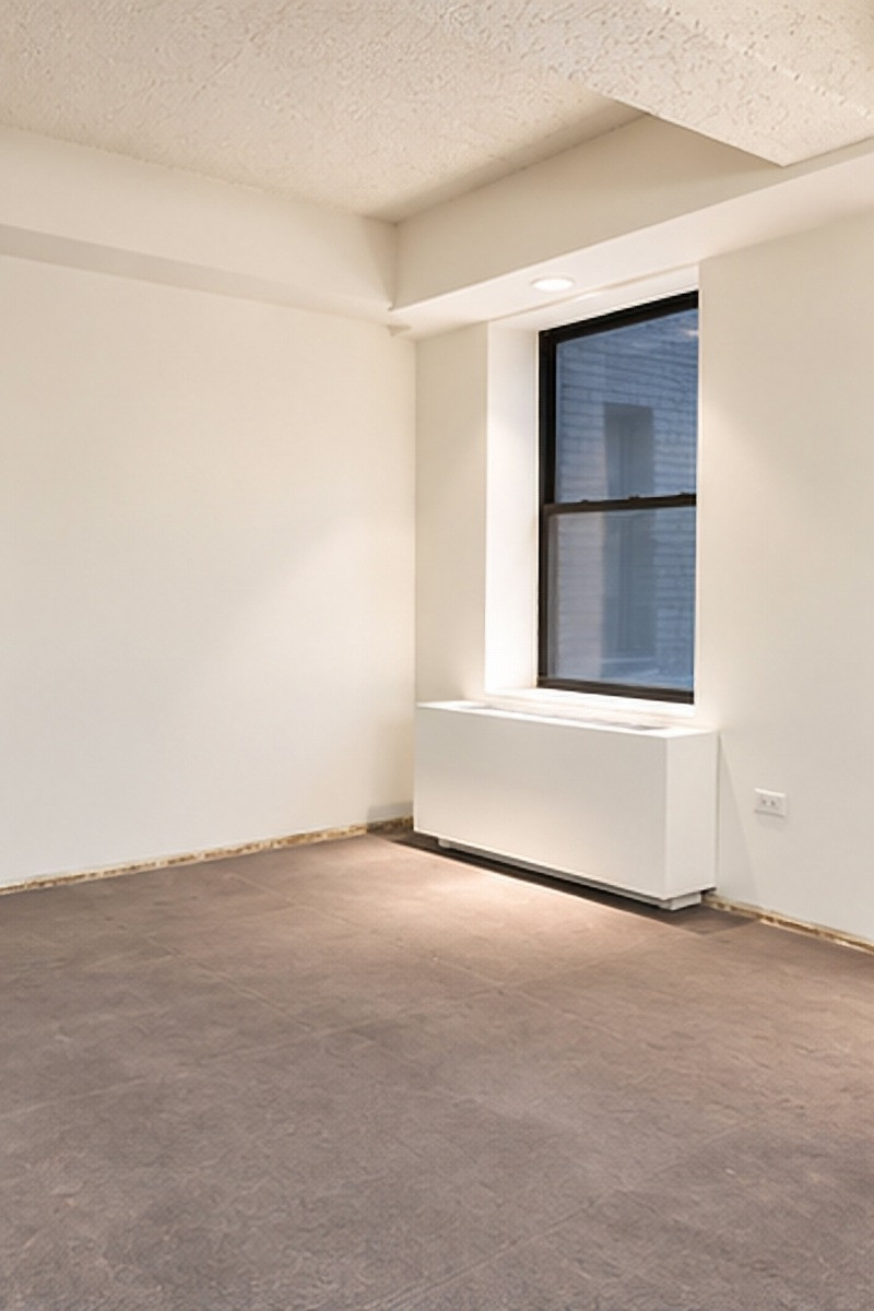 A Blank Canvas in the Heart of Midtown – Perfect for First-Time Buyers & Investors. — photo 4